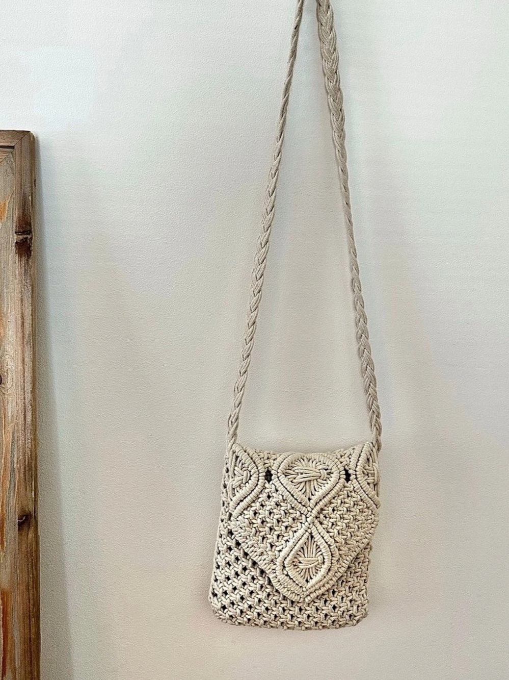 Tommy Bahama Macramé Crossbody Bag in Cream